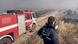  Затвориха магистрала "Марица" между Харманли и Любимец заради пожара