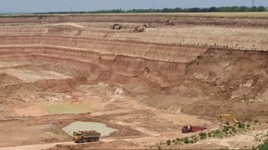 Кабинетът удължи изтеклата концесия за добив на глина в Славяново