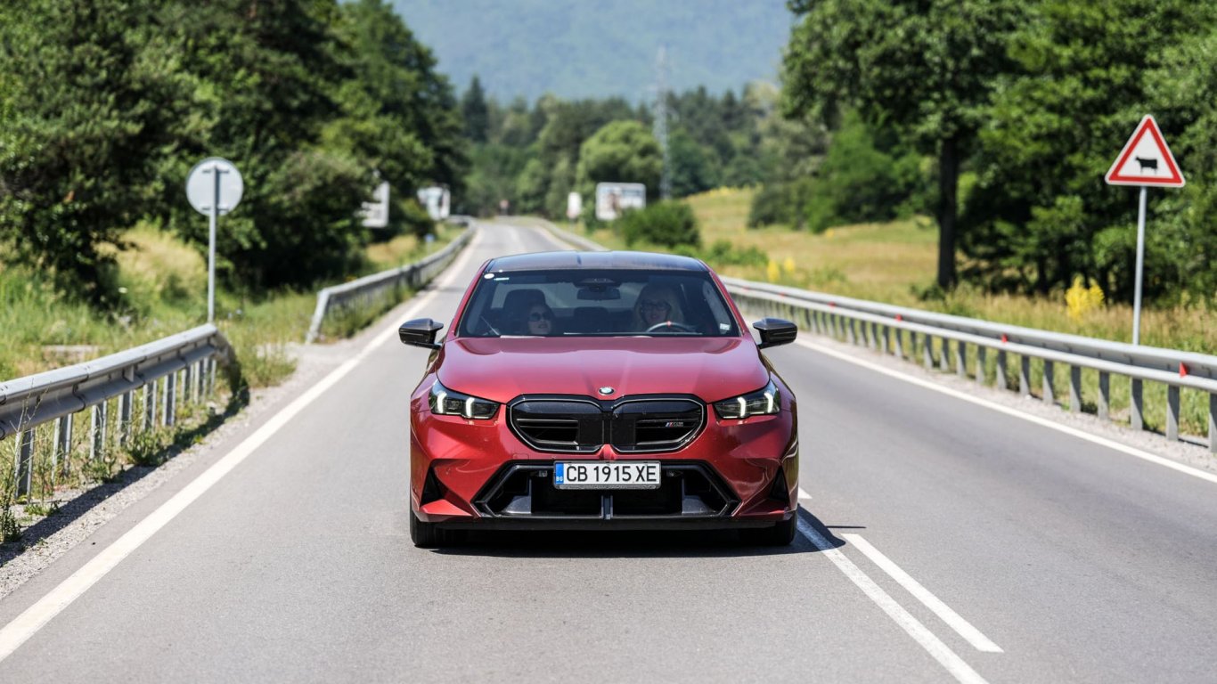 Новото BMW M5 може да бъде спортен и комфортен седан едновременно