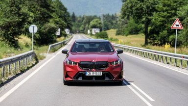 Новото BMW M5 може да бъде спортен и комфортен седан едновременно