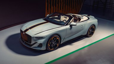 Bentley показа първия уникален кабриолет Batur, създаден от Mulliner