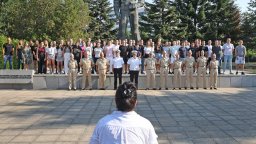 Военноморското училище във Варна посрещна новия випуск курсанти