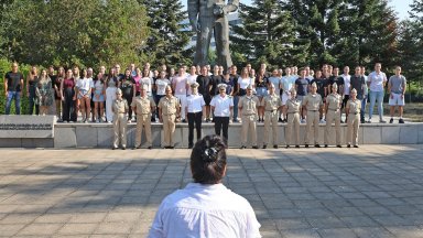 С тържествена церемония във ВВМУ Н Й Вапцаров във Варна