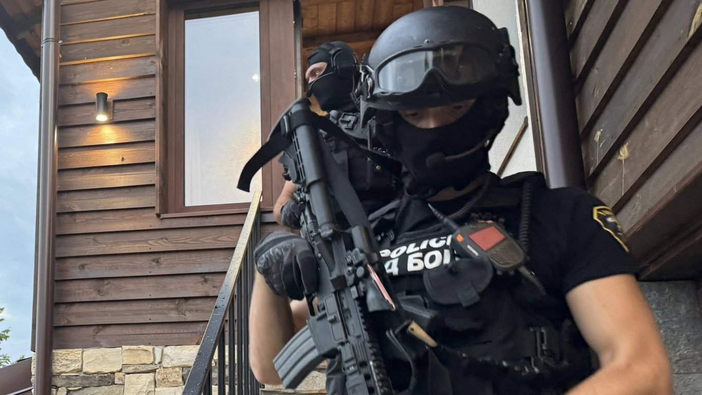 ГДБОП разби контрабанден канал за китайско карго, щетите са за над 30 млн. лева