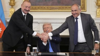 Армения и Азербайджан бяха "помирени завинаги" от президента на САЩ