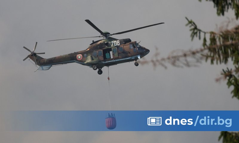 Два военни хеликоптера и два самолета от Швеция участват в