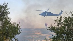 Хеликоптери на ВВС пак се включват в борбата с огъня в Пирин, жена предизвика пожар край Тервел