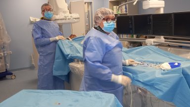 Лекари от Отделението по Инвазивна кардиология на начело с