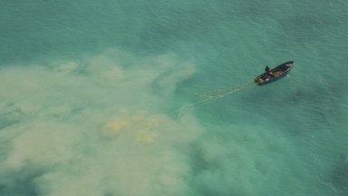 Китайската армия обяви днес че е прогонила американския ескадрен миноносец