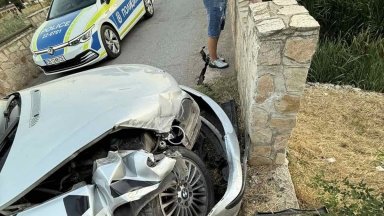 Съставиха акт на 18 годишния младеж разрушил мост в Костинброд след