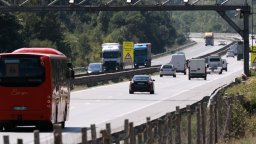 Започва голямото Великденско пътуване, над 190 000 коли ще излязат само от София