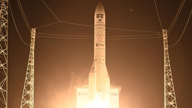 Трети полет за европейската ракета "Ариана 6"