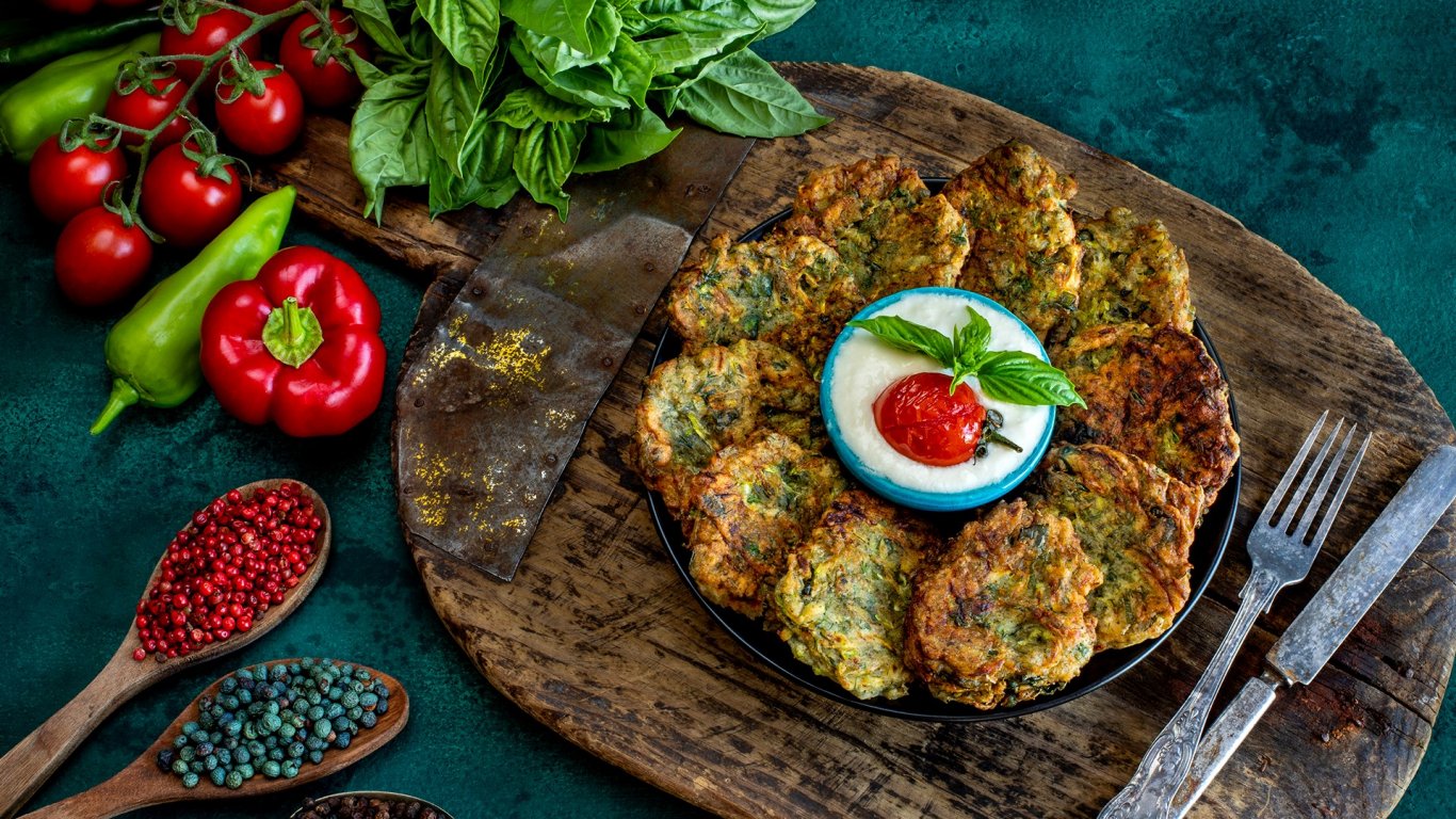 Тиганици от тиквички с копър