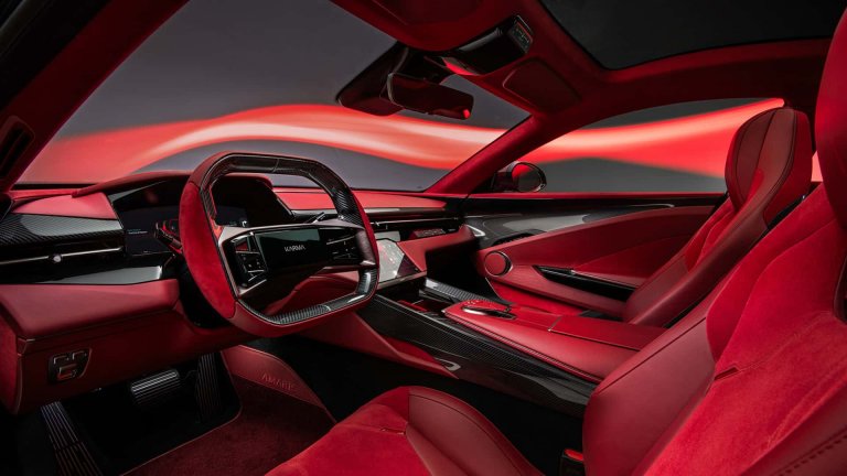 Повече екрани, отколкото седалки: Karma показа интериора на новия Amaris GT Coupe