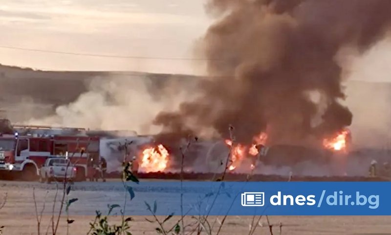 Товарна композиция с цистерни е дерайлирала край симеоновградското село Пясъчево. Сезонът