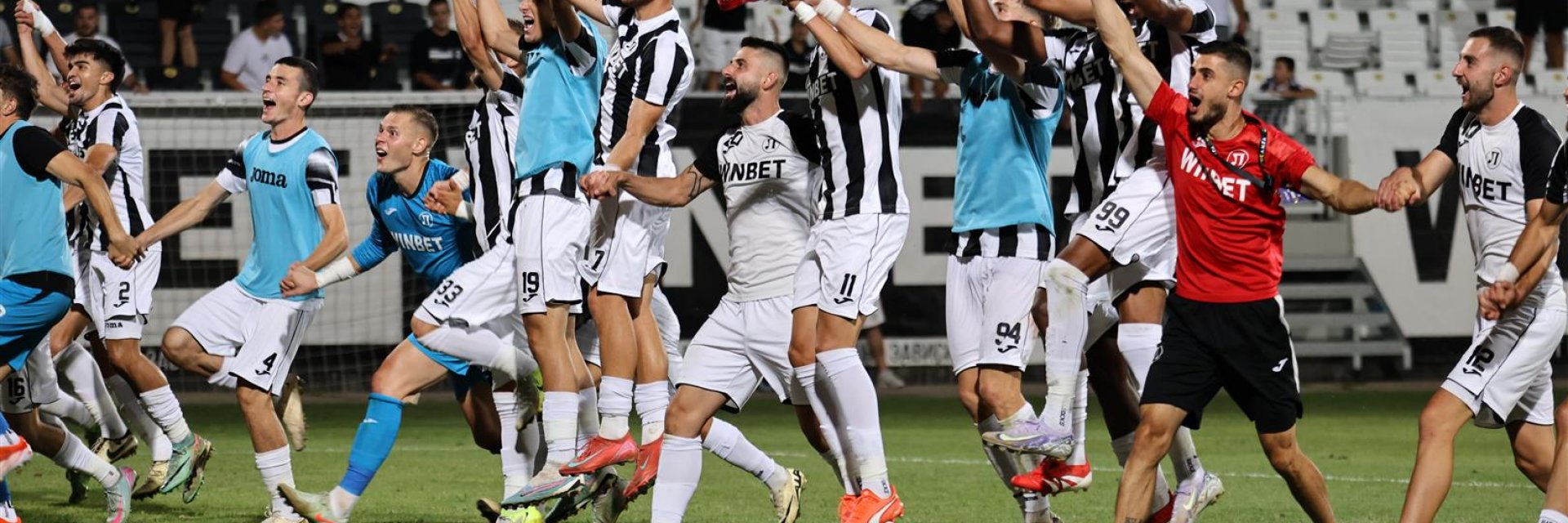 И "Паненка" не помогна на Славия в Пловдив, "смърфовете" се залепиха зад челниците