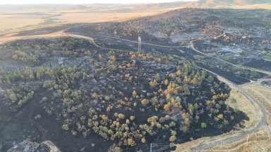 Пожарът в Българово изпепели десетки постройки Кошмар Изгоря къщата Какво да