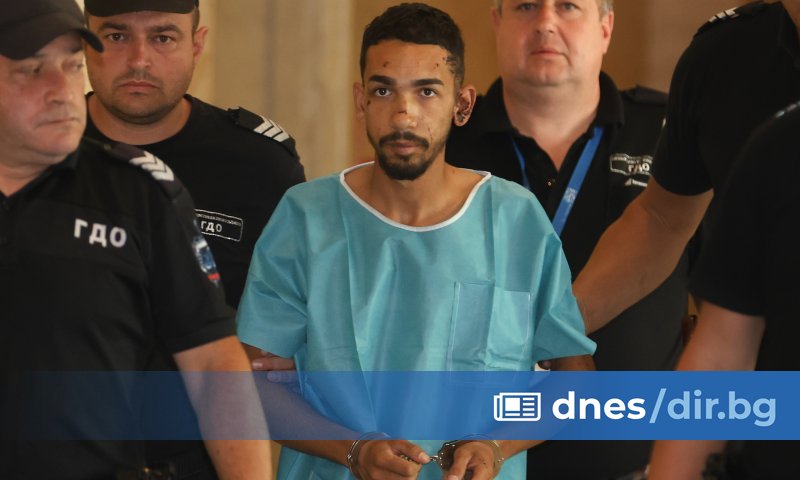 Със 199 км/ч е карал 21-годишният Виктор Илиев, който на