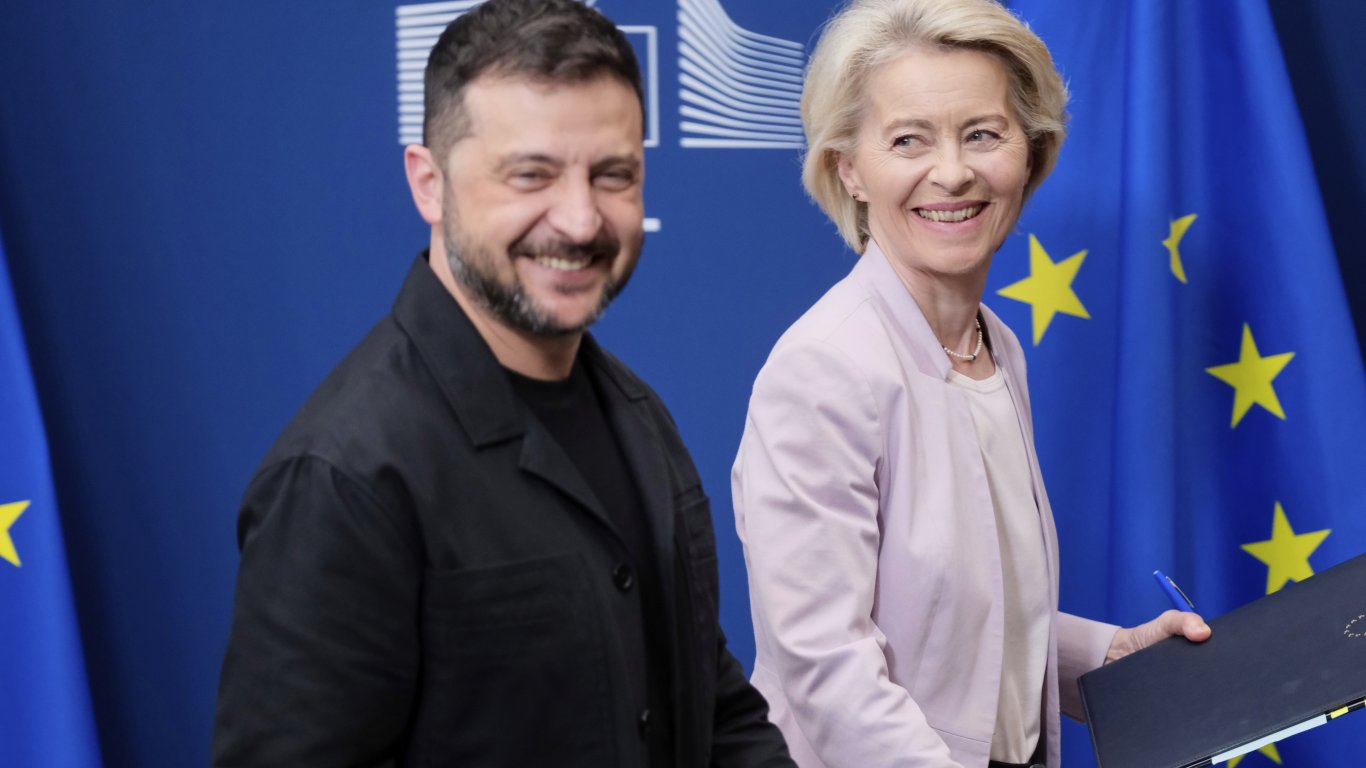 Фон дер Лайен: Без отстъпки на територии и украинска армия
