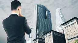 България между подем и риск: 7,3% ръст на новите фирми, 7,7% скок на фалитите 