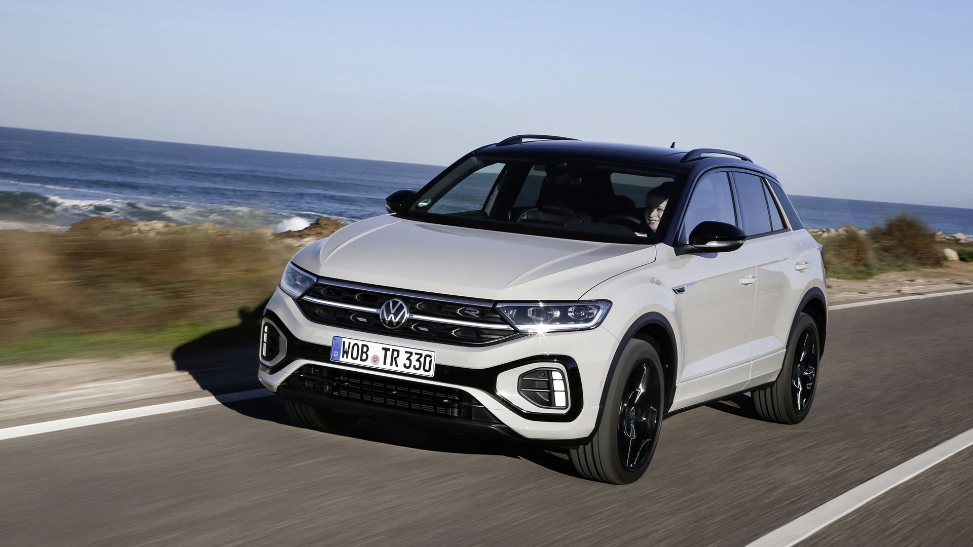Volkswagen T-Roc е най-популярният модел на марката в Европа, като през първата половина на годината са продадени 106 118 коли