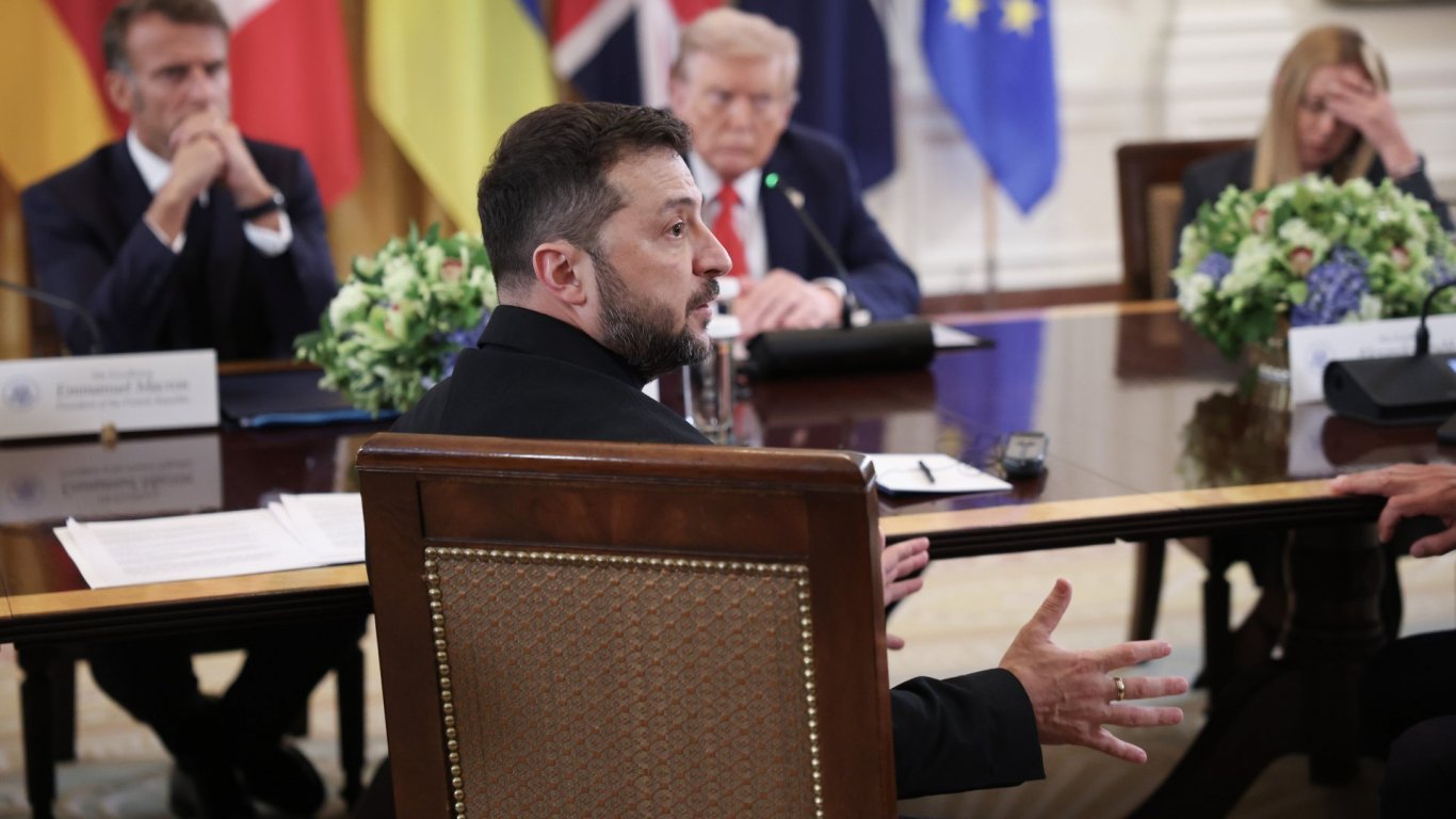 "Билд": Тръмп е прекъснал преговорите, за да се обади на Путин