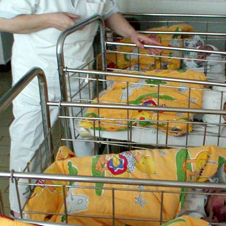 За 10 години с помощта на общинската инвитро програма във Варна са родени 317 бебета