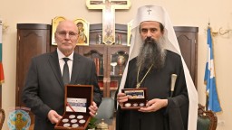 Патриархът благослови управителя на БНБ