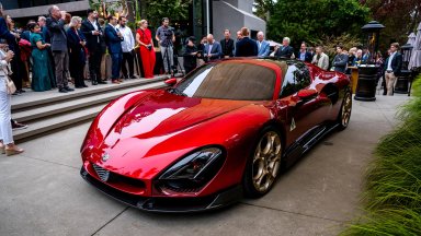 Alfa Romeo 33 Stradale направи вълнуващ дебют в Северна Америка