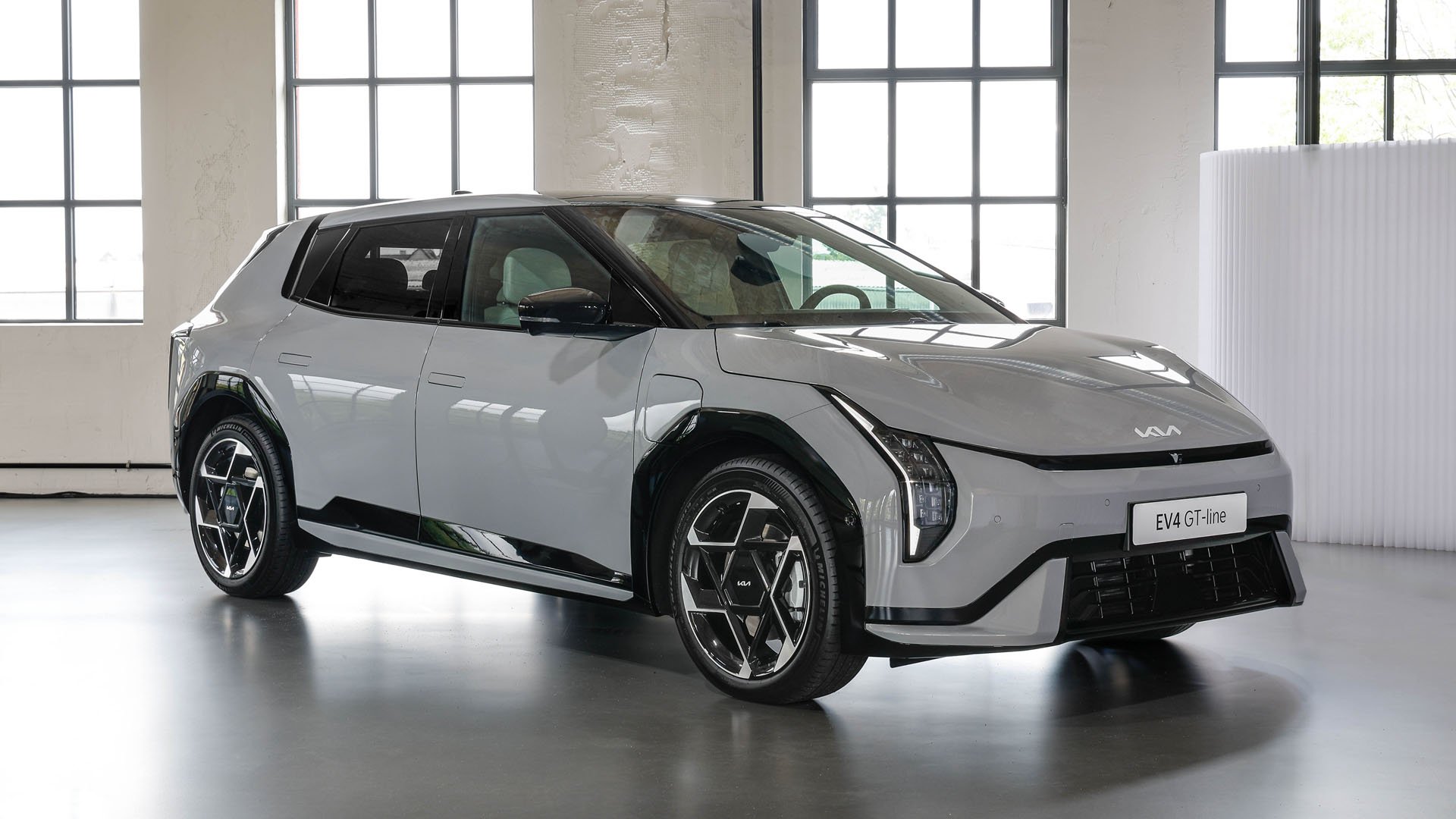 Kia EV4 