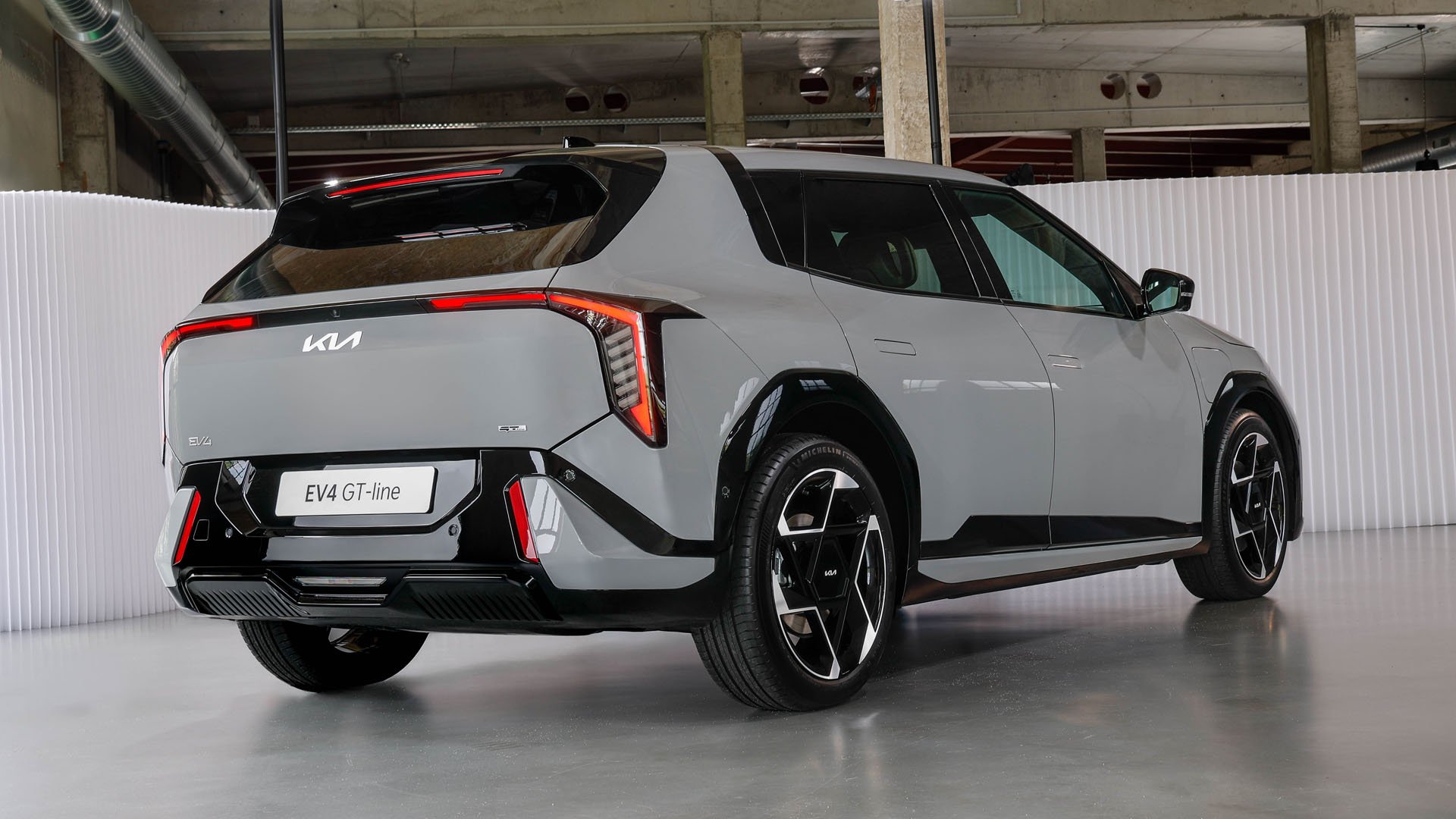 Kia EV4 