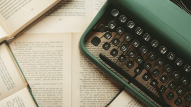 Най-знаменитите български писатели повеждат Академията "Заешка дупка"
