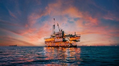 Министерство на енергетиката: Не трябва да се отказваме от проекти за нефт и газ в Черно море