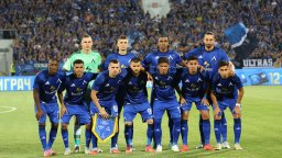 Нашите в Европа: "Левски" - АЗ Алкмаар 0:0, без положения през първата част (на живо)