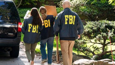 ФБР претърси днес жилището на Джон Болтън бивш съветник по