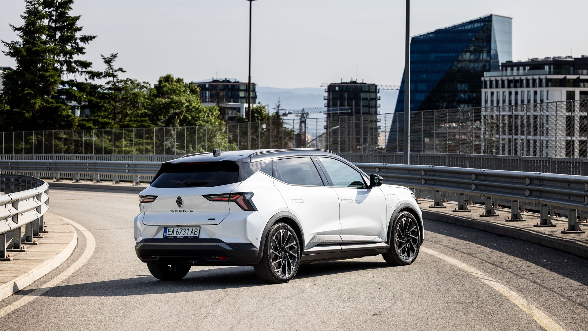 Renault Scenic E-Tech electric 