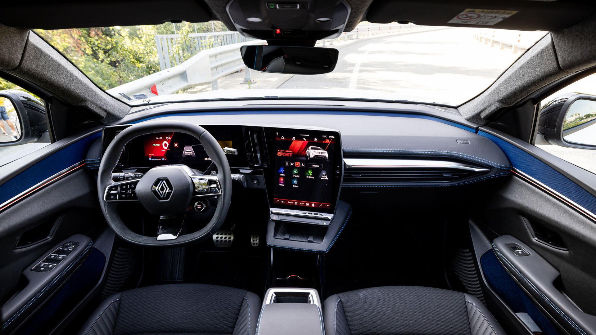 Renault Scenic E-Tech electric 