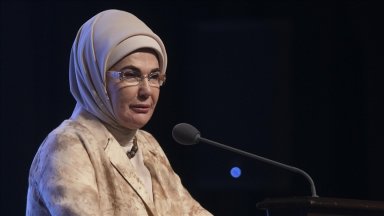 Първата дама на Турция Емине Ердоган изпрати днес в