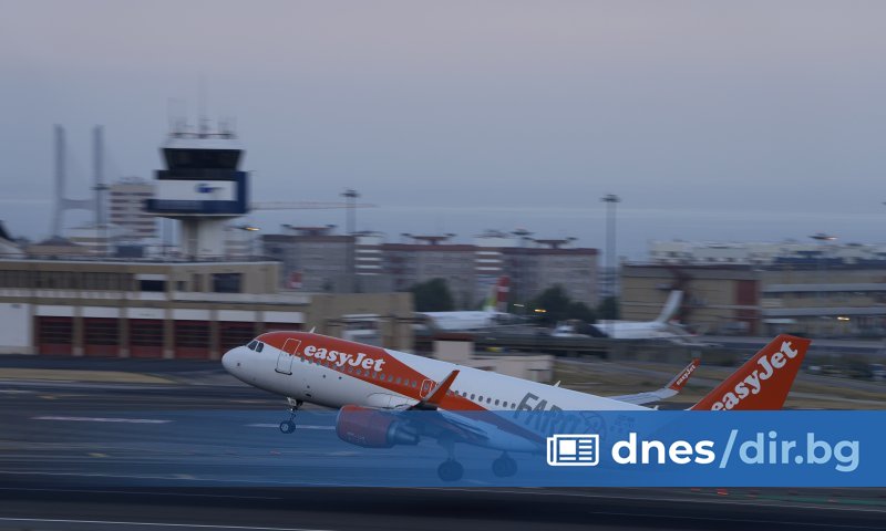 Пътник, обзет от халюцинации, се е опитал вчера да нахлуе