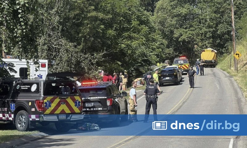 Повече от 20 души са настанени в болница, след като