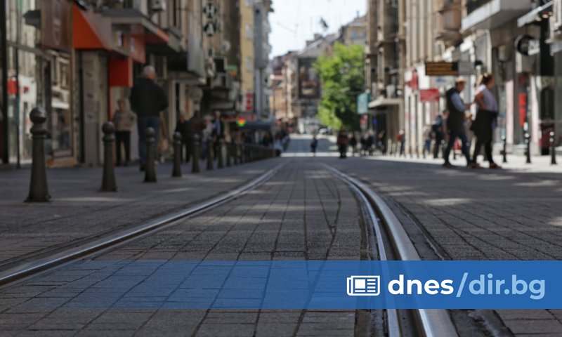 От днес до 24:00 часа в неделя спират трамваите по