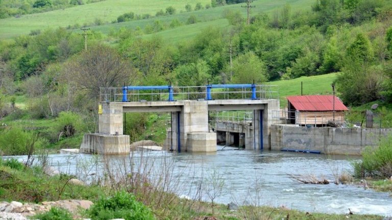 Корнелия Нинова пусна списъка на частните ВЕЦ, които източват язовирите