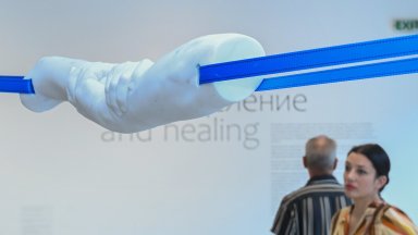 Тур към изложбата "Грижа и изцеление" ще се проведе в столичната галерия "Васка Емануилова"