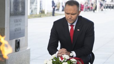 Полша блокира законопроект за детските надбавки за всички украински бежанци