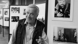 Отиде си легендарният фоторепортер на Прехода и преди това Георги Цветков - Гошоре