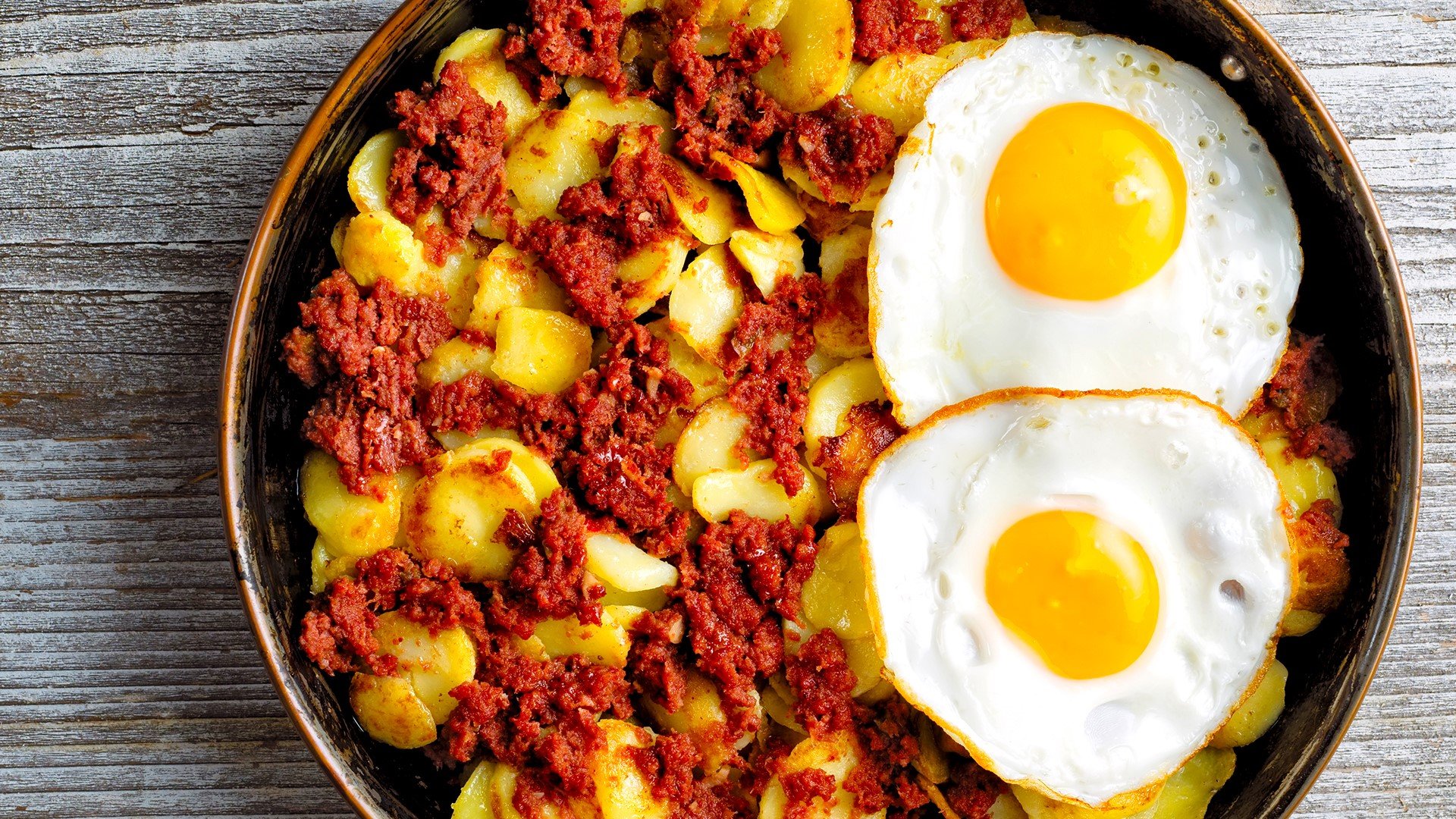 Касуела с кайма от чоризо