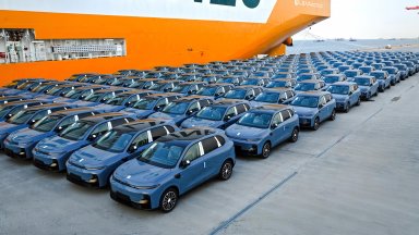 Китайският SUV Leapmotor B10 вече пътува за пазарите в Европа