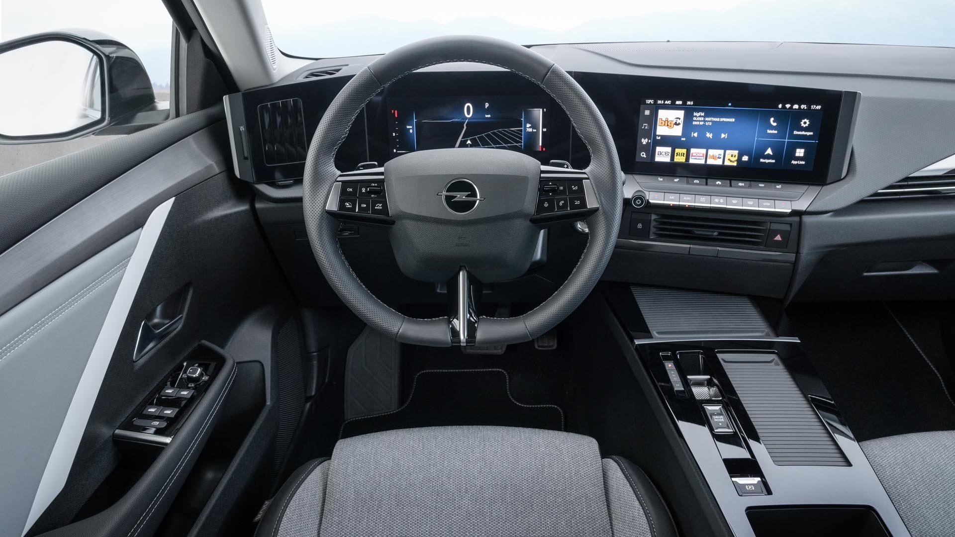 Opel Astra Sports Tourer Hybrid