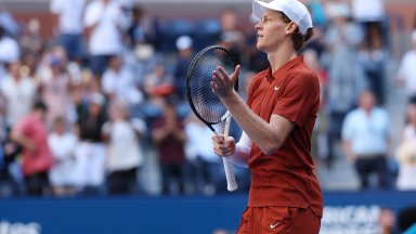 Синер загуби сет, но това не го спря за поредна победа №10 на US Open