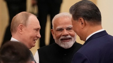 В компанията на Путин и Моди, Си настоя за нов световен ред в сигурността и икономиката